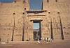 Edfou - Temple d'Horus 01.jpg