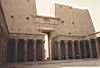 Edfou - Temple d'Horus 03.jpg