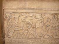 Sarcophage grec - Combat entre grecs et amazones (Thessalonique, v 180)(musee du Louvre) (2).jpg